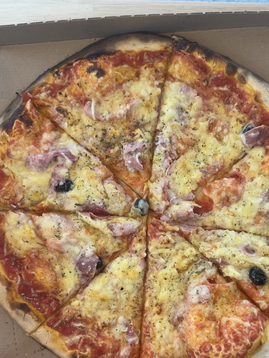 Pizza Jambon vue du dessus