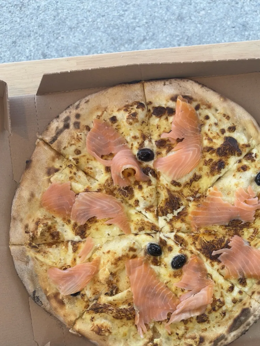 Pizza Saumon vue du dessus
